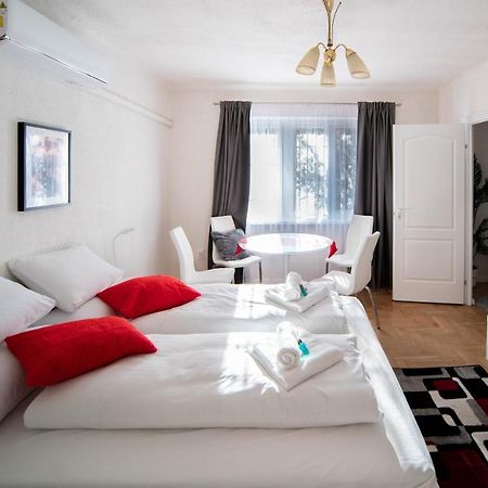 Free Parking Riverwalk Home - 4 Ppl,Wi-Fi,Ac, Tv Budapesta Exterior foto